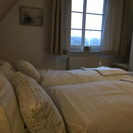 Ferienhaus Meeresrauschen In Friedrichskoog-spitze Friedrichskoog